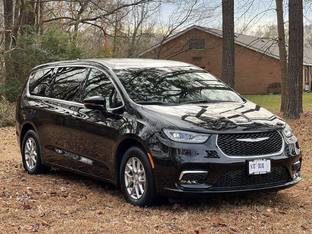 new 2026 Chrysler Pacifica car, priced at $46,920