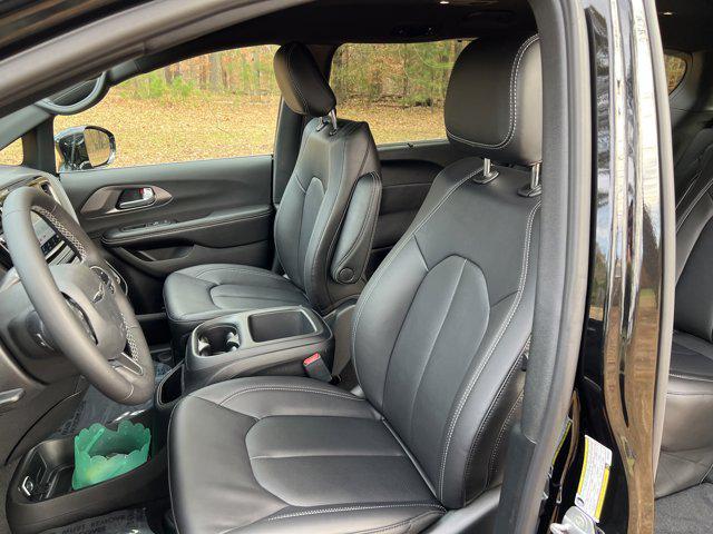 new 2026 Chrysler Pacifica car, priced at $46,920