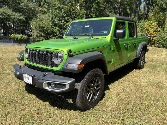 new 2025 Jeep Gladiator car, priced at $45,485