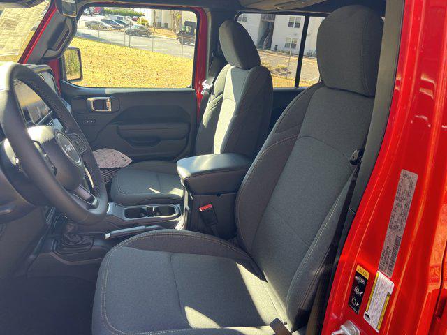 new 2026 Jeep Wrangler car, priced at $48,185