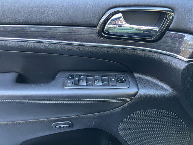 used 2021 Jeep Grand Cherokee car, priced at $28,000