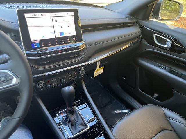 new 2026 Jeep Compass car, priced at $39,800