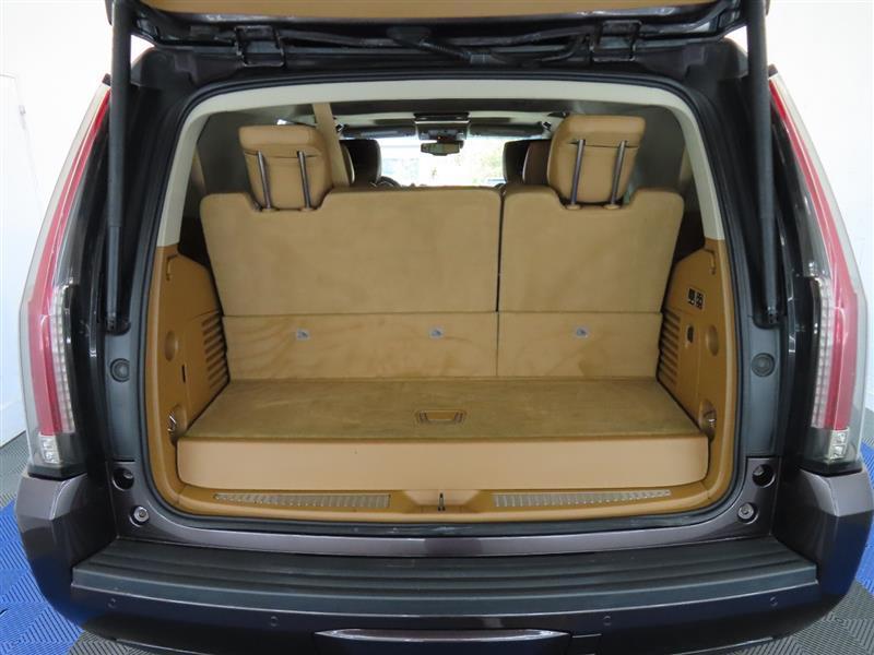 used 2016 Cadillac Escalade car, priced at $25,995