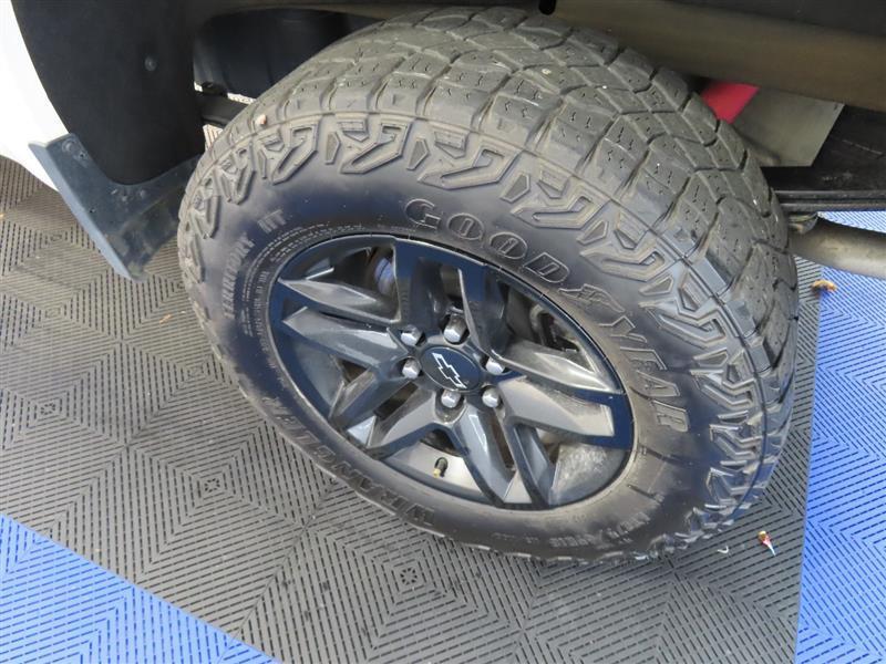 used 2024 Chevrolet Silverado 1500 car, priced at $42,995