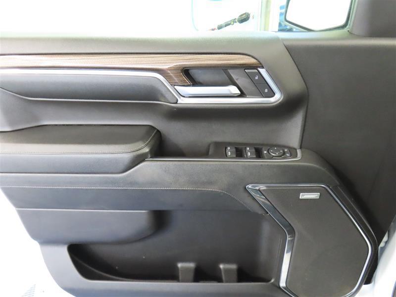 used 2024 Chevrolet Silverado 1500 car, priced at $42,995