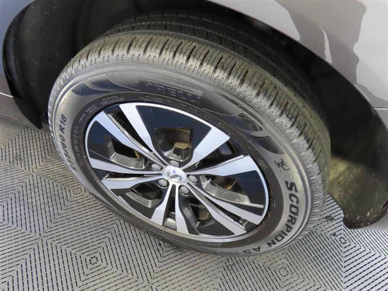used 2023 Volvo XC60 car, priced at $20,995