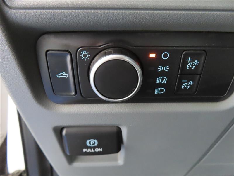 used 2021 Ford F-150 car, priced at $23,895