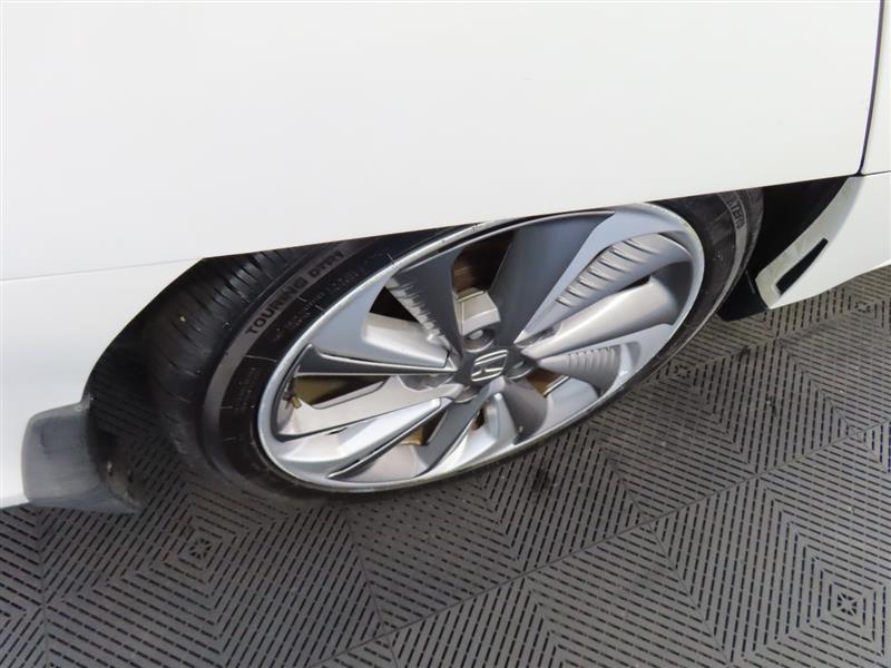 used 2018 Honda Clarity Plug-In Hybrid car, priced at $14,995