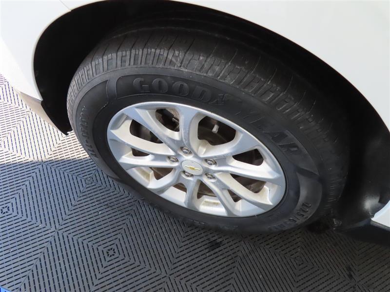 used 2018 Chevrolet Equinox car, priced at $12,995