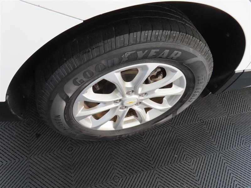 used 2018 Chevrolet Equinox car, priced at $12,995