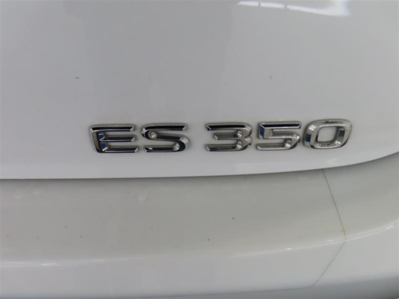 used 2022 Lexus ES 350 car, priced at $31,995