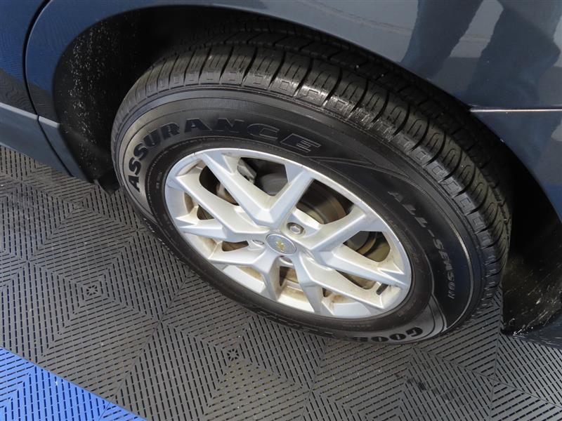 used 2023 Chevrolet Equinox car, priced at $18,995