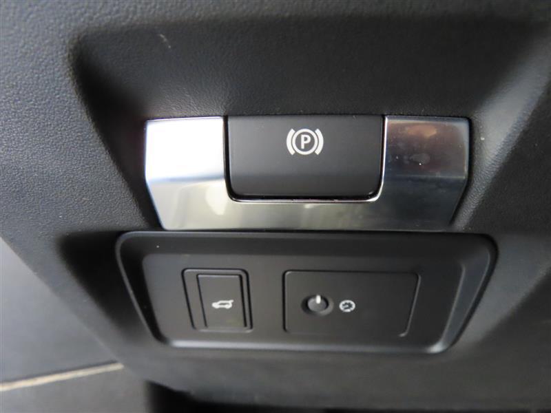 used 2020 Land Rover Range Rover Evoque car, priced at $26,995
