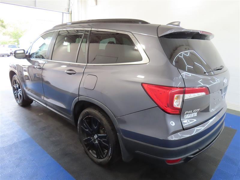 used 2022 Honda Pilot car, priced at $21,895
