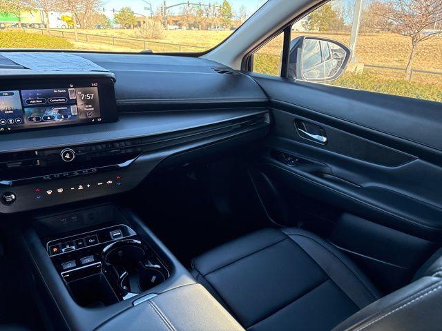 used 2025 Nissan Murano car, priced at $33,997