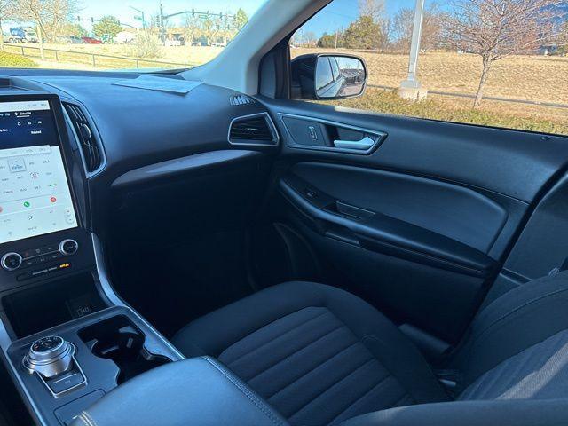 used 2024 Ford Edge car, priced at $26,987
