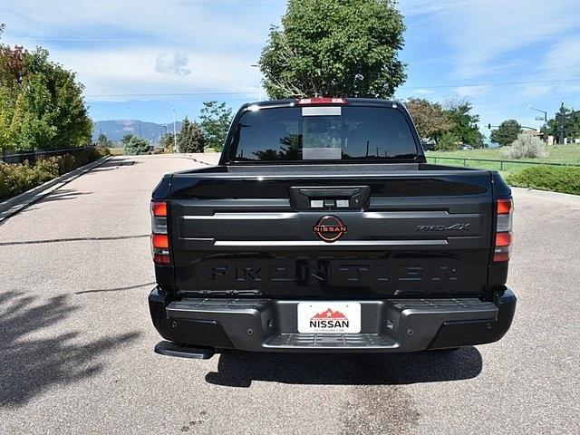new 2025 Nissan Frontier car