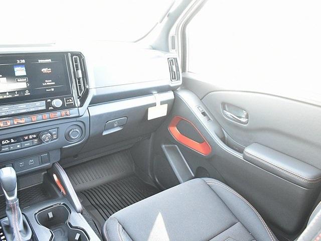 new 2025 Nissan Frontier car