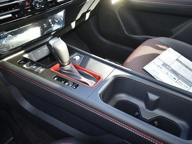 new 2025 Nissan Kicks car, priced at $27,778