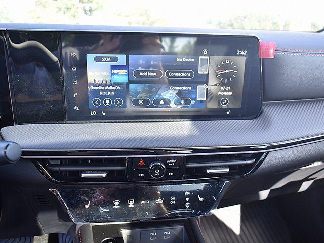 new 2025 Nissan Kicks car, priced at $27,778