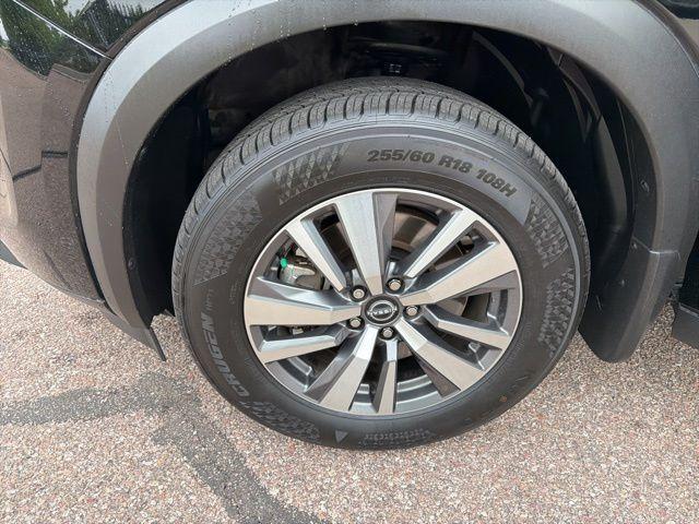 used 2024 Nissan Pathfinder car, priced at $33,987