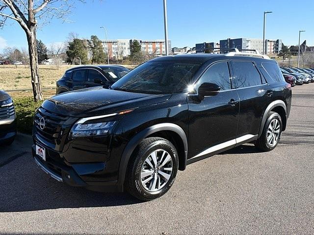 new 2025 Nissan Pathfinder car, priced at $43,485