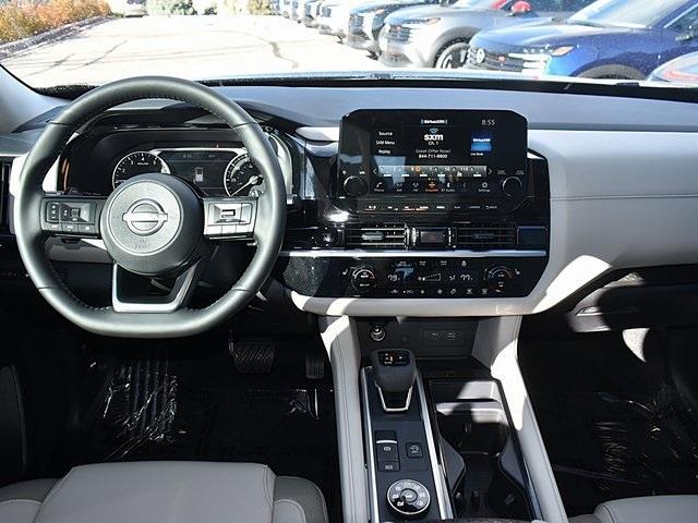 new 2025 Nissan Pathfinder car, priced at $43,485