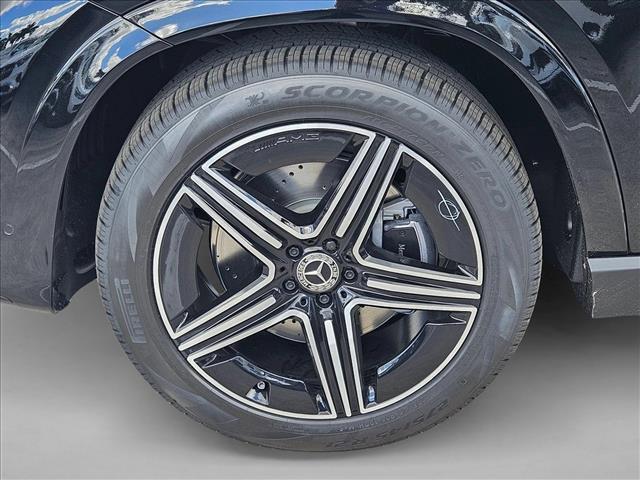 new 2026 Mercedes-Benz GLE 450 car, priced at $76,920