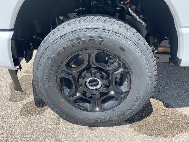 new 2025 Ford F-350 car, priced at $48,998