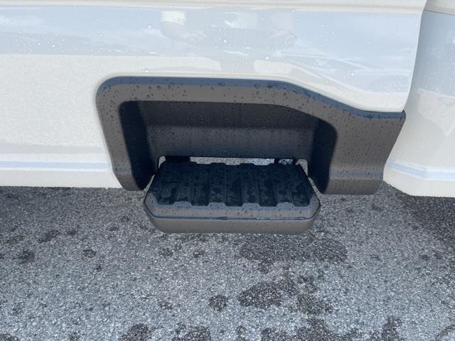 new 2025 Ford F-350 car, priced at $48,998