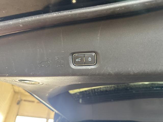 used 2025 Ford Expedition car, priced at $57,317