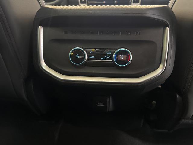 used 2025 Ford Expedition car, priced at $57,317