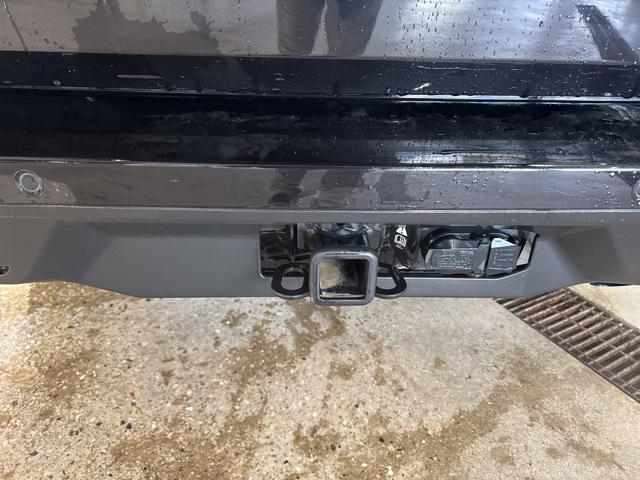 used 2025 Ford Expedition car, priced at $57,317