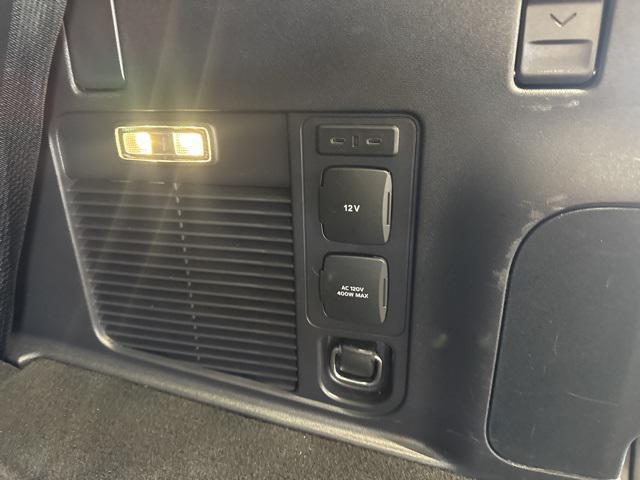 used 2025 Ford Expedition car, priced at $57,317