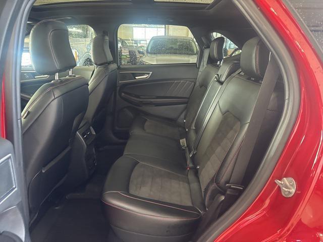 used 2024 Ford Edge car, priced at $31,568