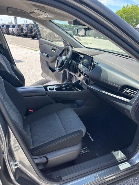 used 2023 Nissan Rogue car, priced at $25,121