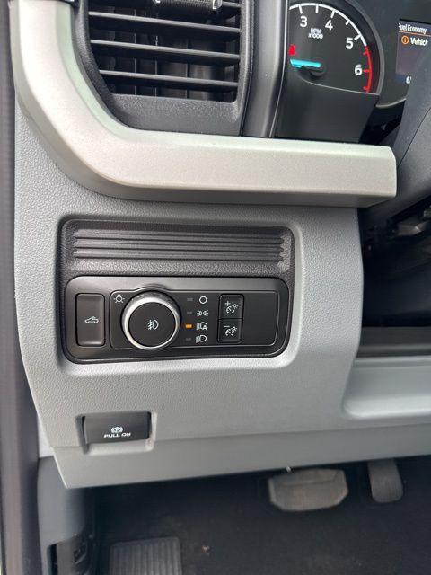 new 2025 Ford F-350 car, priced at $48,364