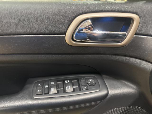 used 2017 Jeep Grand Cherokee car, priced at $13,349