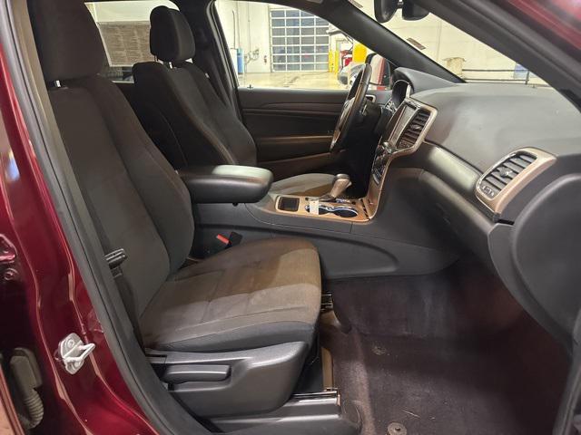 used 2017 Jeep Grand Cherokee car, priced at $13,349