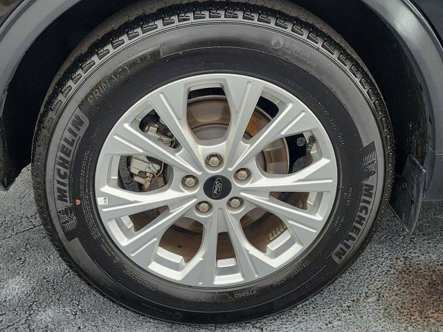 used 2025 Ford Escape car, priced at $17,900