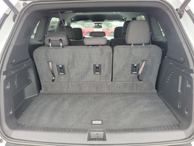 used 2025 GMC Acadia car, priced at $33,347