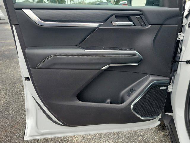 used 2025 GMC Acadia car, priced at $33,347