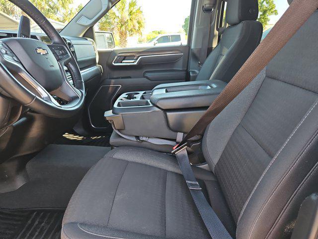 used 2025 Chevrolet Silverado 1500 car, priced at $38,090