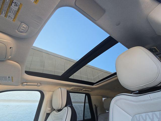 used 2024 Lincoln Navigator car, priced at $75,990