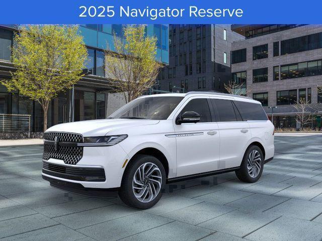 new 2025 Lincoln Navigator car, priced at $95,697