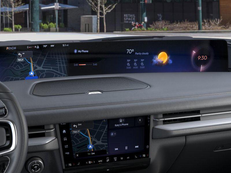 new 2026 Lincoln Navigator car, priced at $109,680