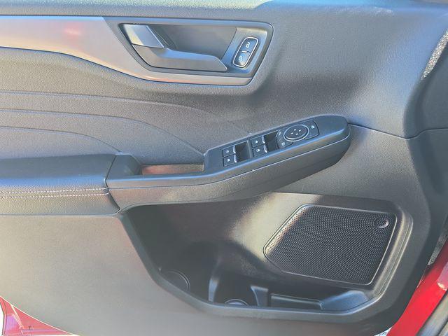 used 2023 Ford Escape car, priced at $25,163