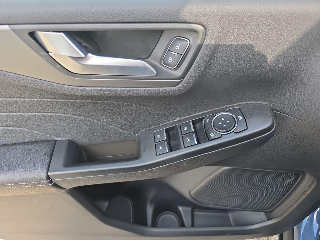 used 2025 Ford Escape PHEV car, priced at $27,990