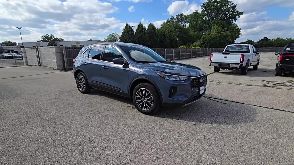 used 2025 Ford Escape PHEV car, priced at $27,990