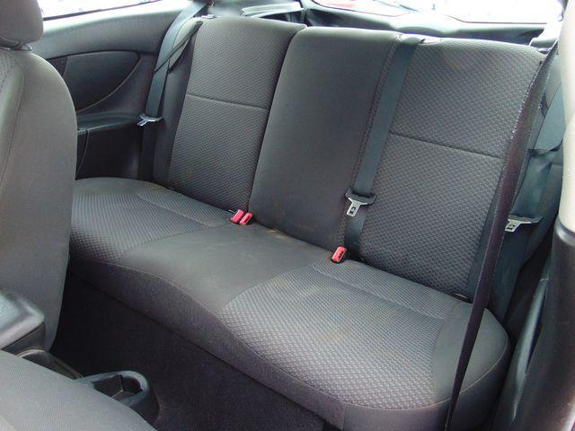 used 2005 Ford Focus car, priced at $4,995